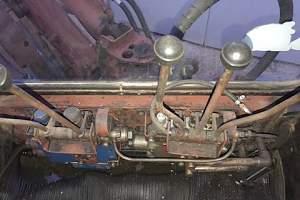 Экскаватор на базе трактора мтз-82 (эо 2621 вз)