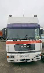  грузовой тягач седельный MAN
