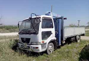 Манипулятор эвакуатор nissan diesel