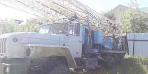 Урал-4320 буровая установка