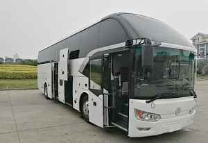 Экскурсионный автобус Golden Dragon 6126 51+1+1