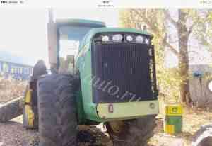  трактор John Deere 9520