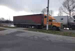 Freightliner FLD