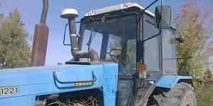Трактор беларус мтз-1221