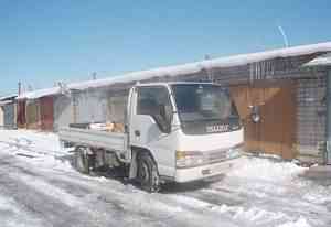 Грузовик Isuzu Elf