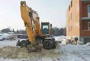 Hyundai R210W-9S 5.9 AT 4WD, 2012