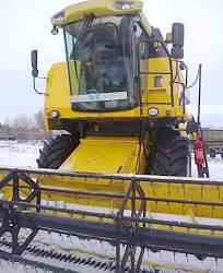 Зерноуборочный комбайн New Holland TC5070