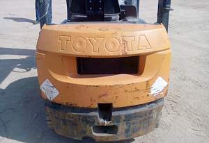 Погрузчик toyota