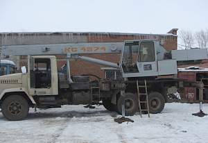 Автокран г/п 20 тн. шасси Краз