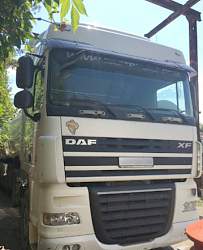 Тягач DAF 105.460