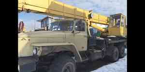 Автокран "Ивановец" 25 тонн, 2001 год, стрела 22 м