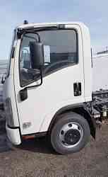 Isuzu NPR75L