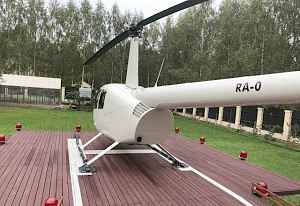 Вертолет Robinson R44