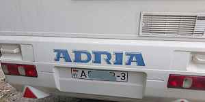 Adria 2003 год прицеп-дача автодом